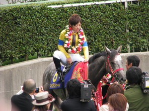 ２００８年皐月賞優勝馬キャプテントゥーレと川田将雅騎手