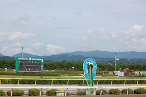 蒸し暑かった水沢競馬場