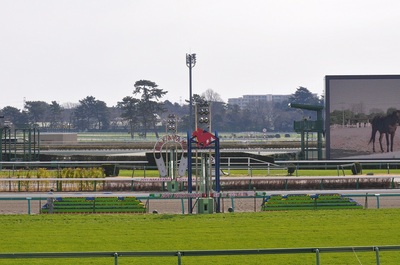 中山競馬場