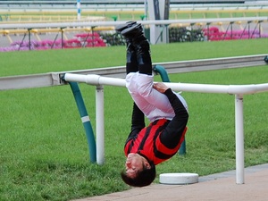 内田博幸がバク宙