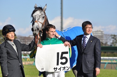 フランシス・ベリー初勝利