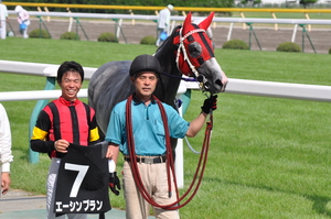 優勝馬エーシンブラン・口取り