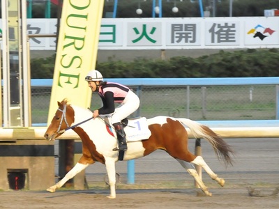 赤見千尋さんが先頭でゴール