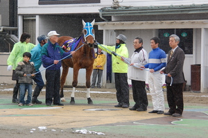 トウケニセイと記念撮影