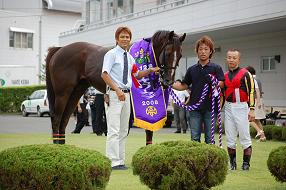 優勝馬サカラート